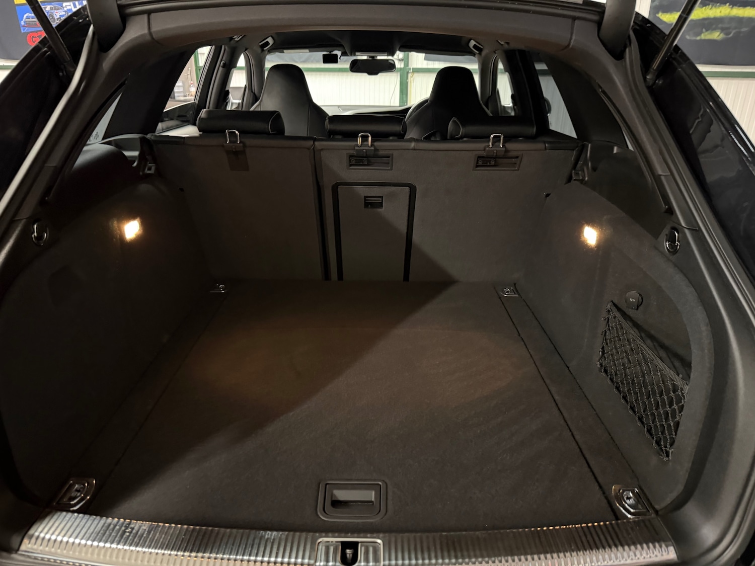 Used Audi RS4 2013 for sale - 78114989: Photo 84