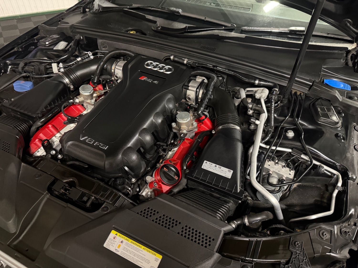 Used Audi RS4 2013 for sale - 78114989: Photo 90