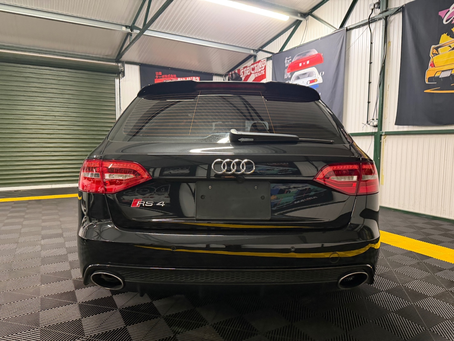 Used Audi RS4 2013 for sale - 78114989: Photo 96