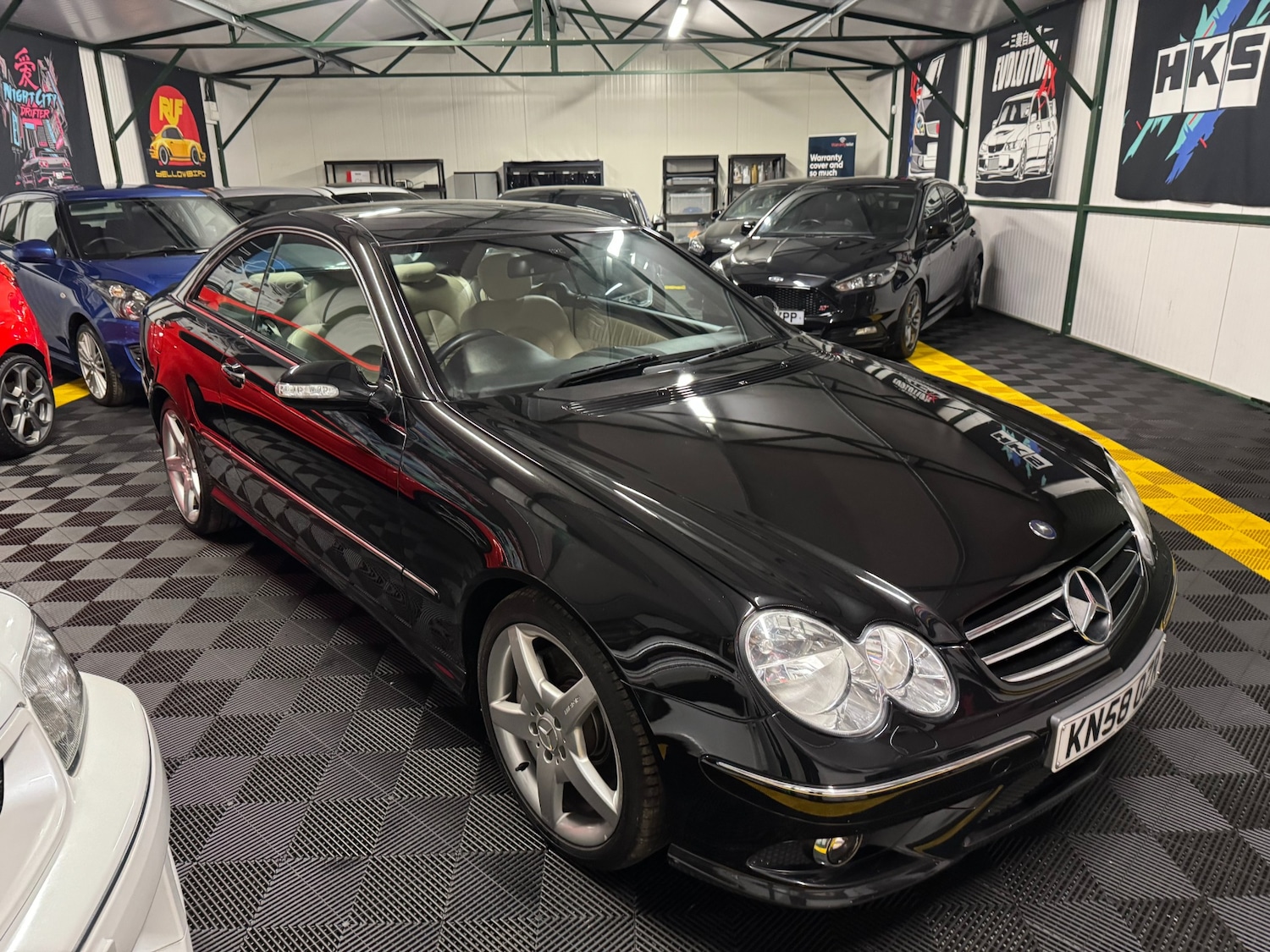 Used Mercedes-Benz CLK 2008 for sale - 76963669: Photo 36
