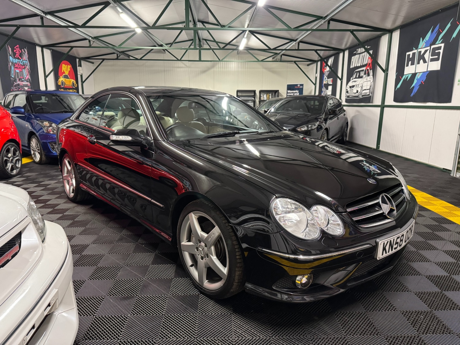 Used Mercedes-Benz CLK 2008 for sale - 76963669: Photo 37