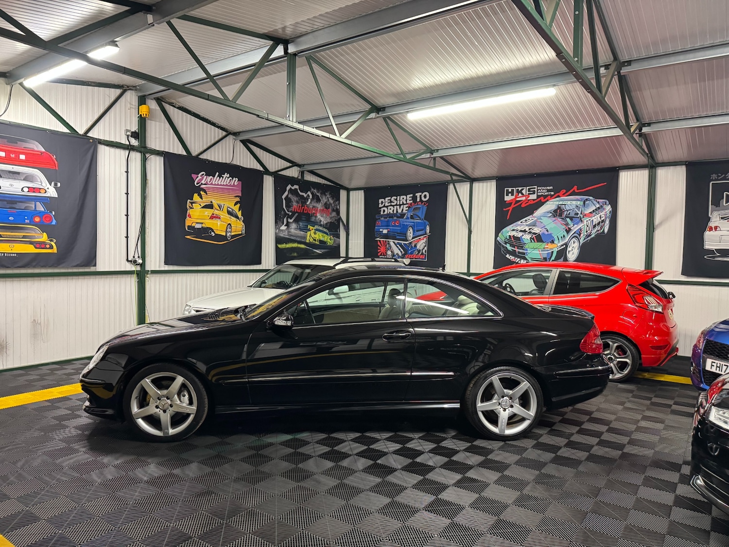 Used Mercedes-Benz CLK 2008 for sale - 76963669: Photo 5