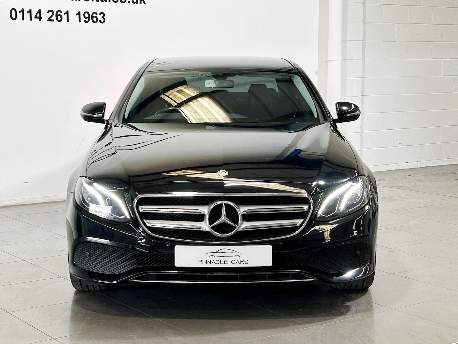 Used Mercedes-Benz E Class 2017 for sale - 78019857: Photo 2