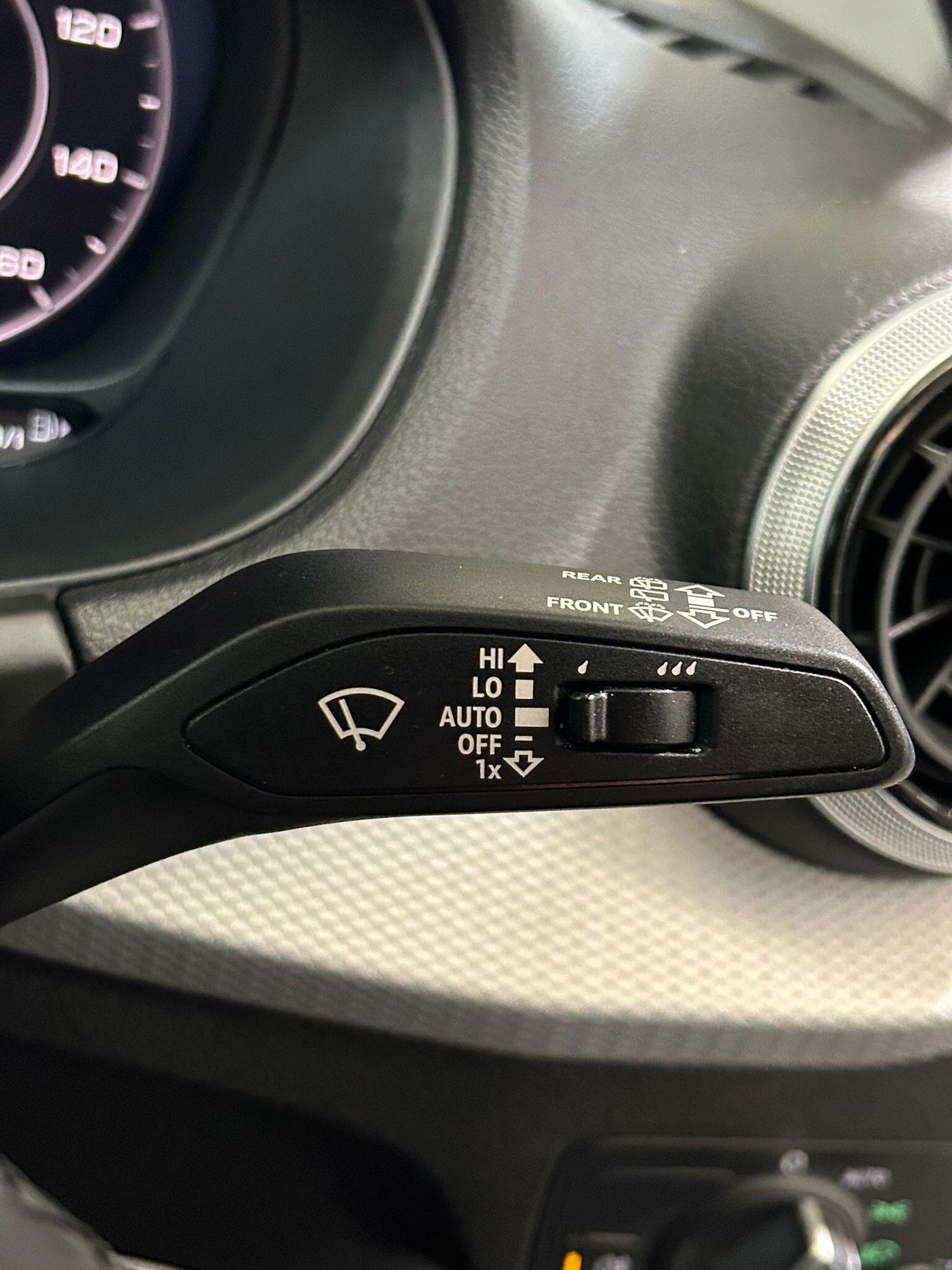 Used Audi Q2 2022 for sale - 77396668: Photo 27