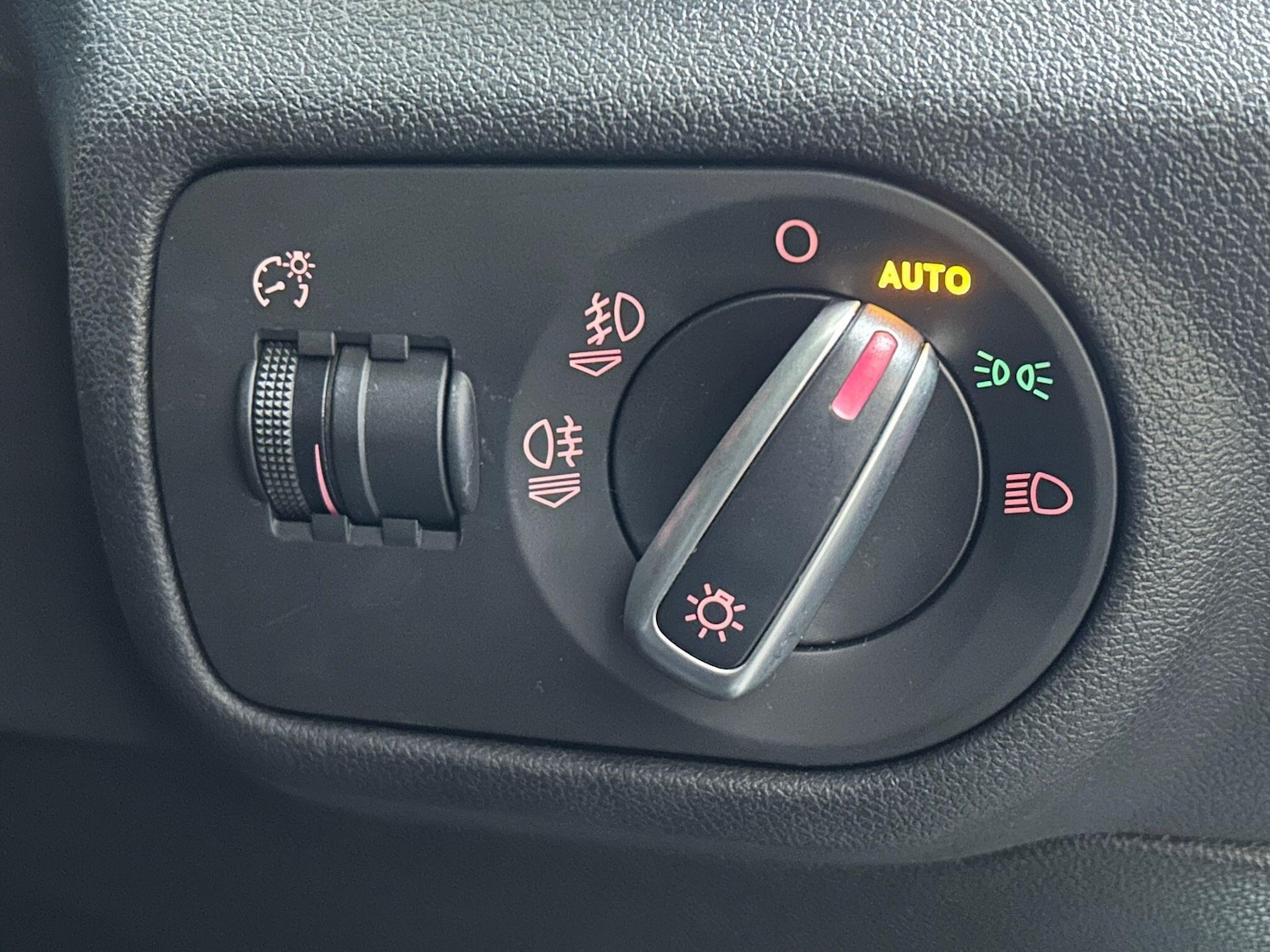 Used Audi A1 2017 for sale - 76370535: Photo 30