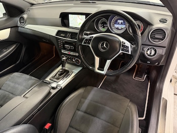 Used Mercedes-Benz C Class 2015 for sale - 76294535: Photo