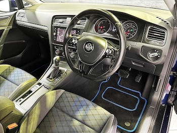 Used Volkswagen Golf 2018 for sale - 75769718: Photo