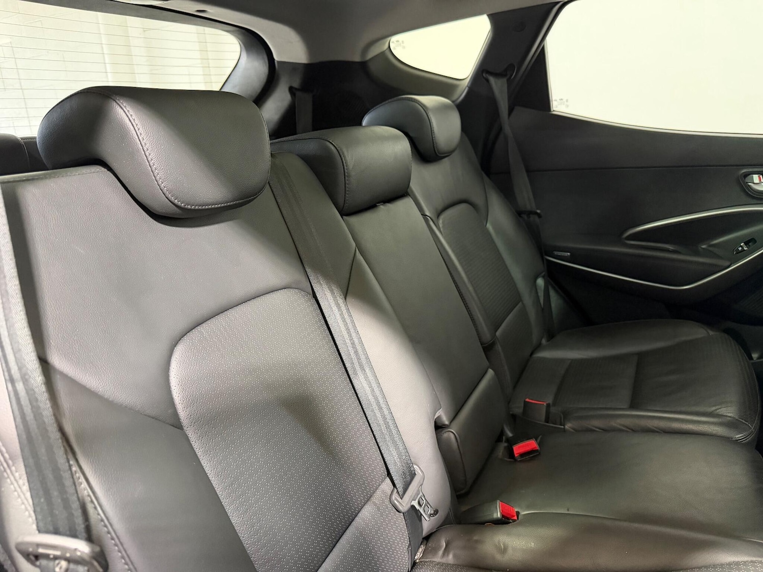 Used Hyundai Santa Fe 2014 for sale - 76620397: Photo 23