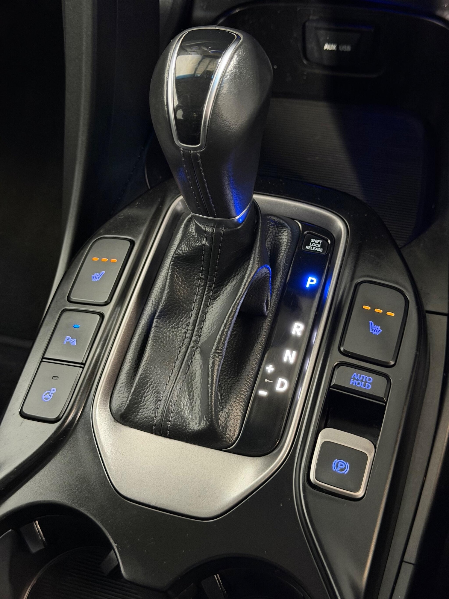 Used Hyundai Santa Fe 2014 for sale - 76620397: Photo 29