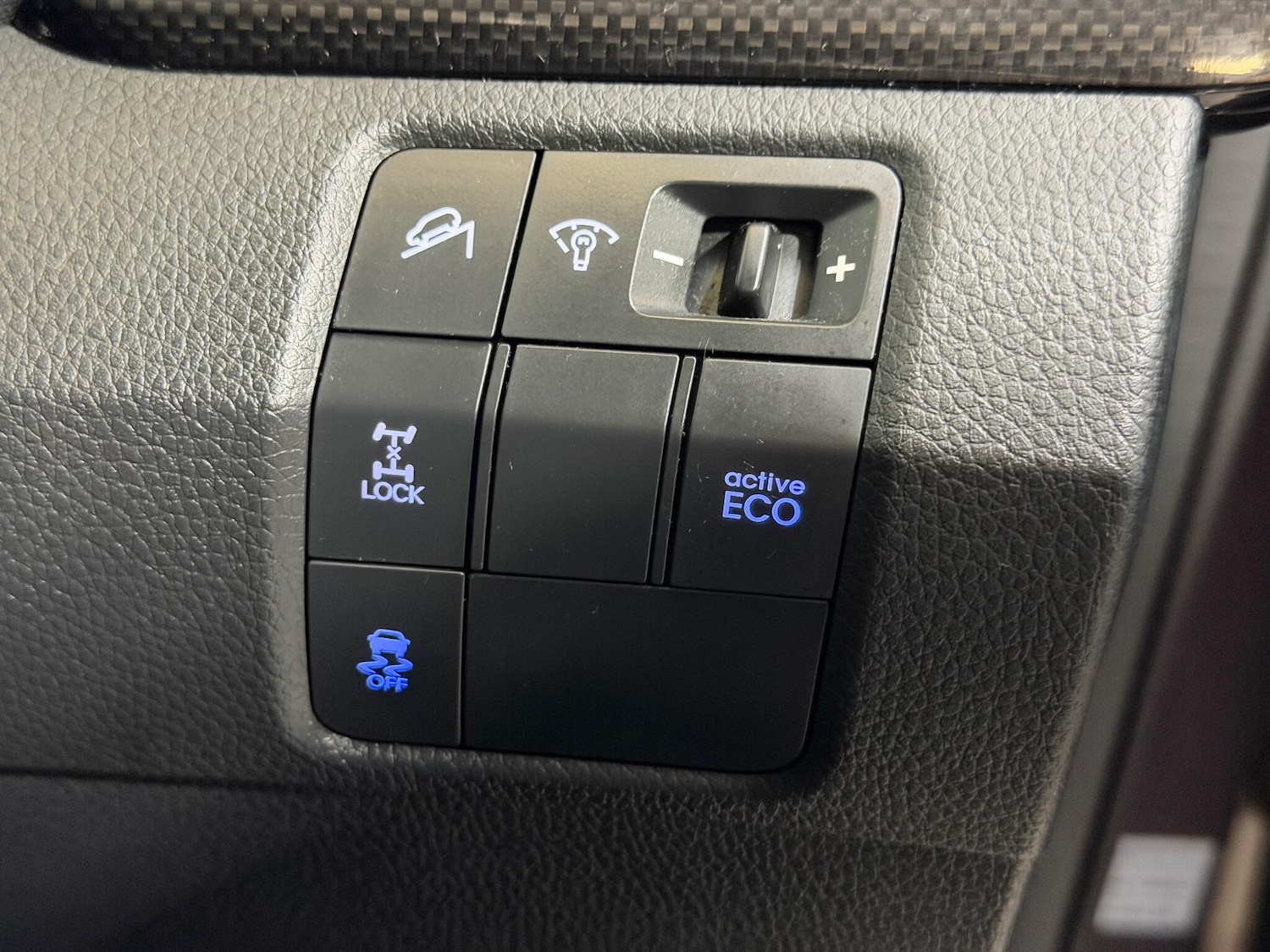 Used Hyundai Santa Fe 2014 for sale - 76620397: Photo 34