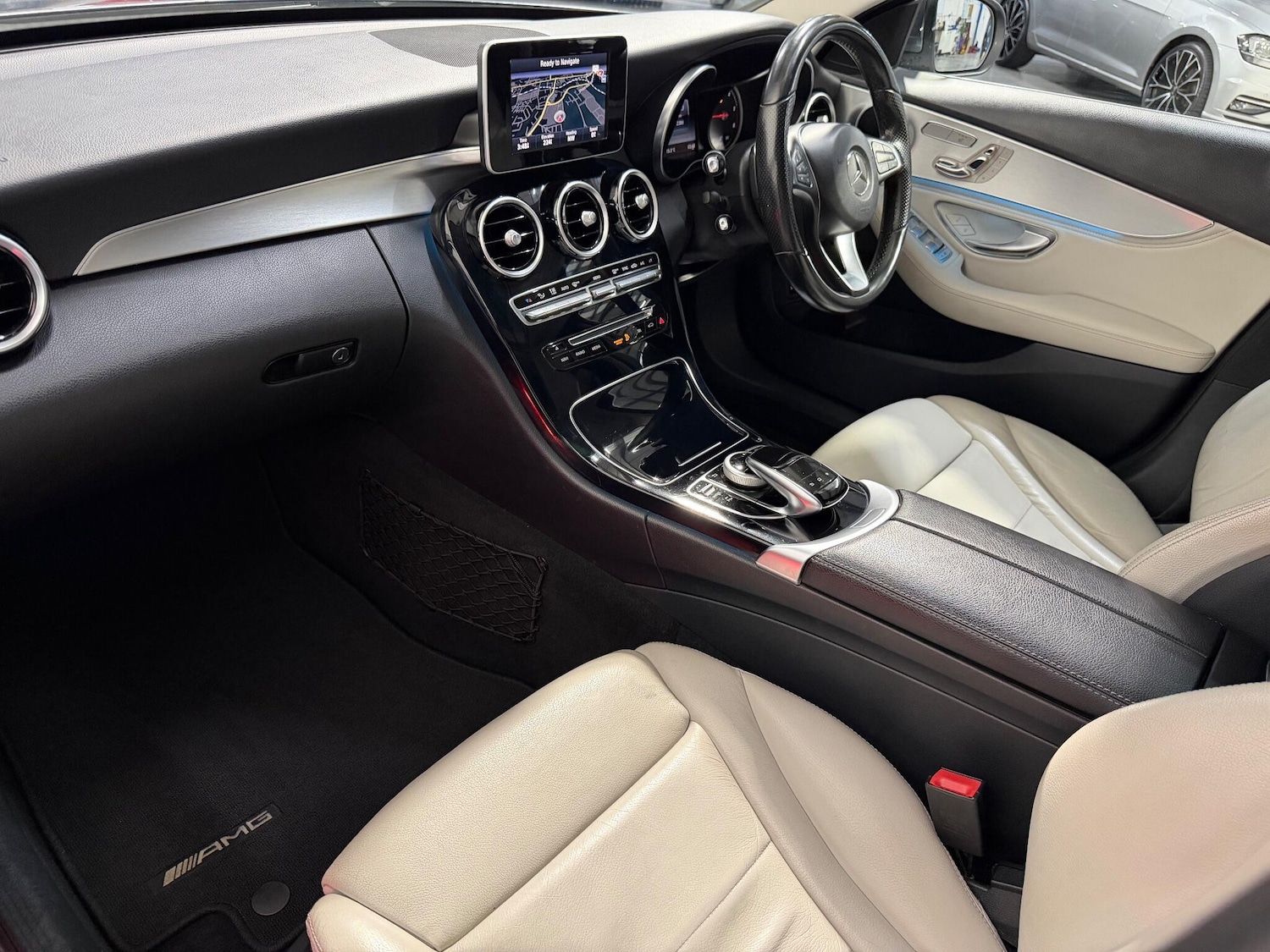 Used Mercedes-Benz C Class 2015 for sale - 76423988: Photo 21