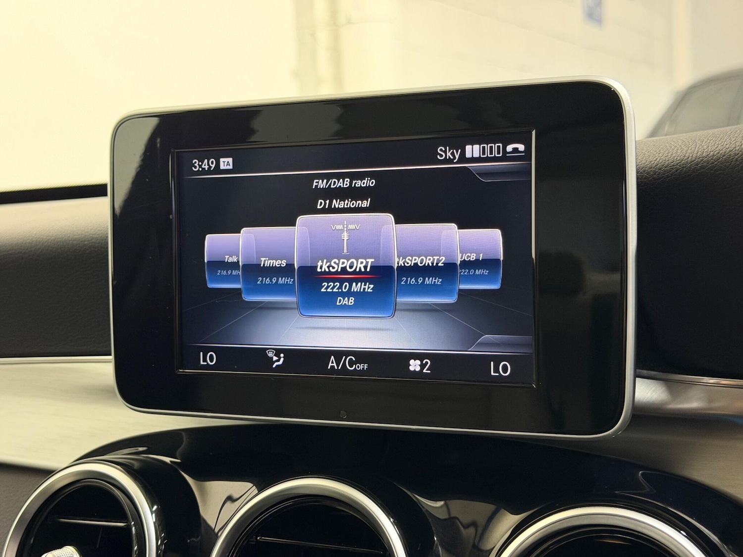 Used Mercedes-Benz C Class 2015 for sale - 76423988: Photo 25