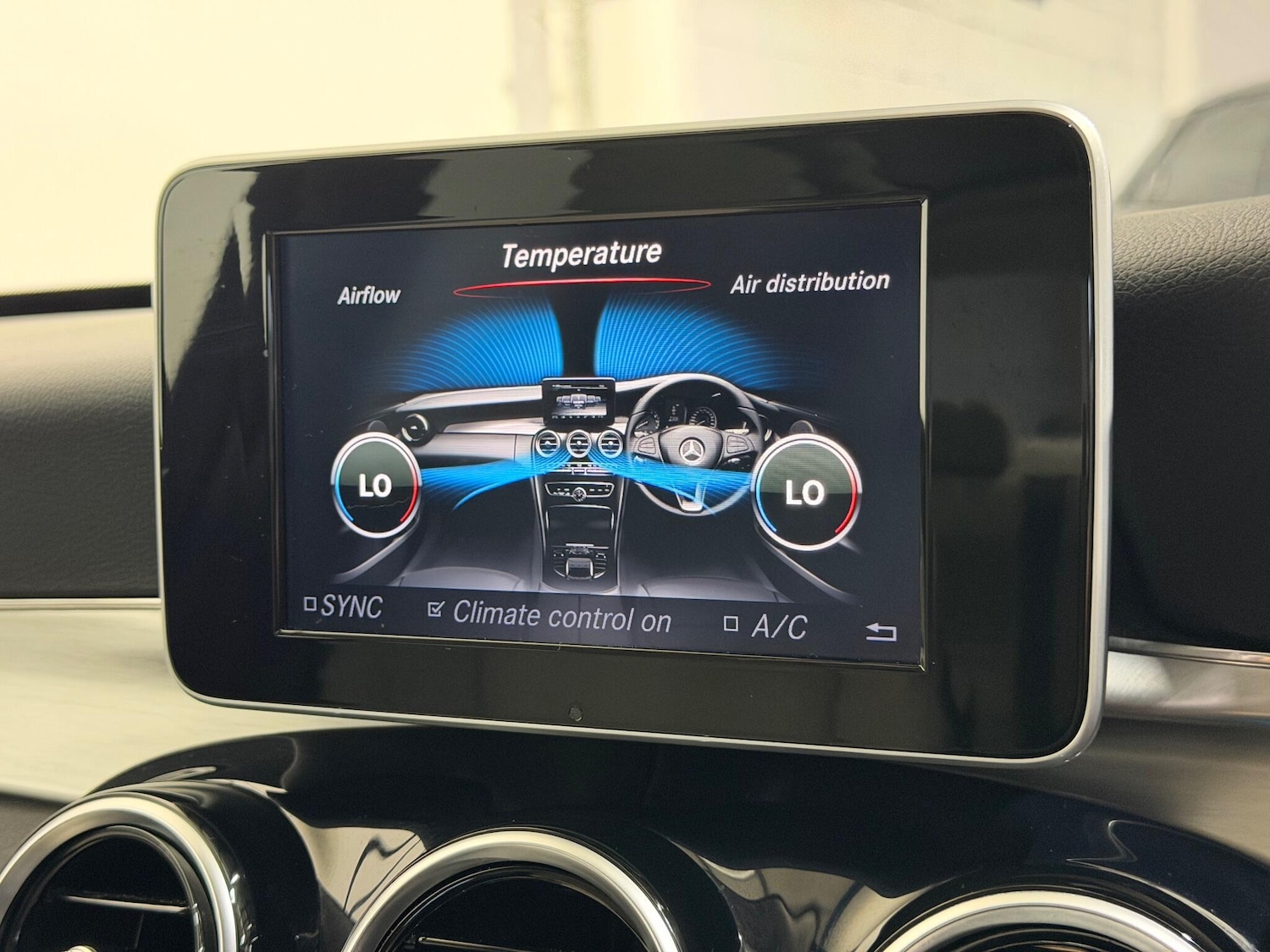 Used Mercedes-Benz C Class 2015 for sale - 76423988: Photo 27