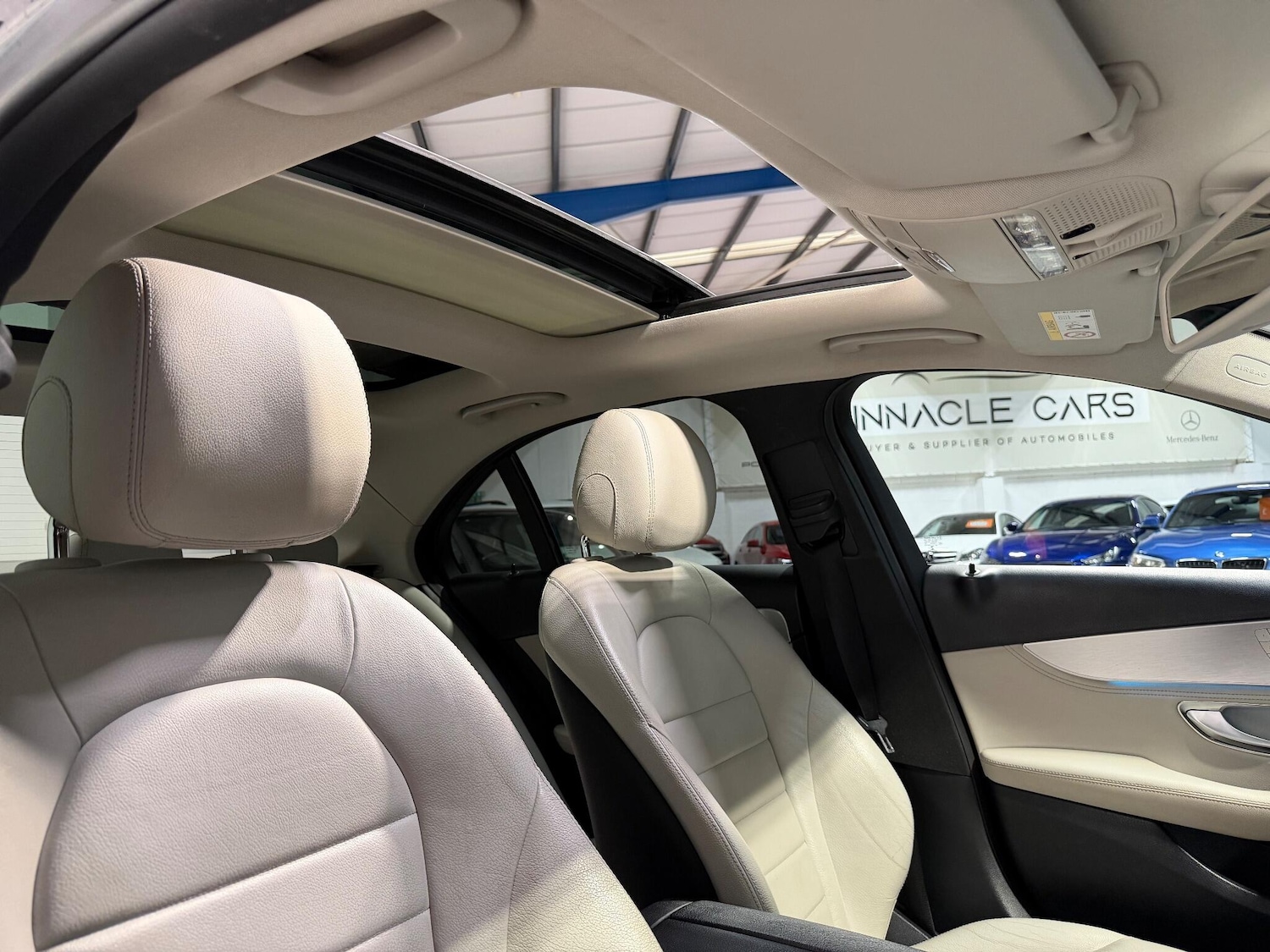 Used Mercedes-Benz C Class 2015 for sale - 76423988: Photo 4