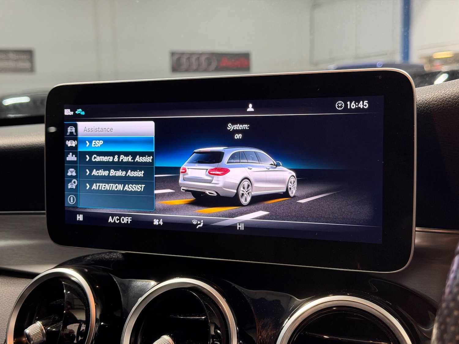 Used Mercedes-Benz C Class 2019 for sale - 77883232: Photo 21