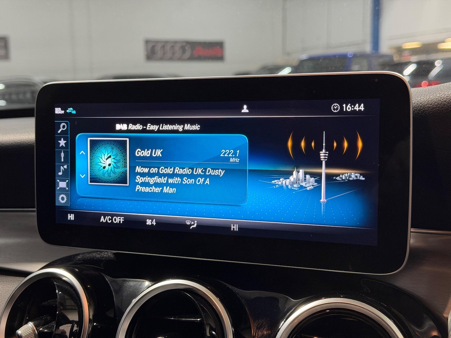 Used Mercedes-Benz C Class 2019 for sale - 77883232: Photo 27