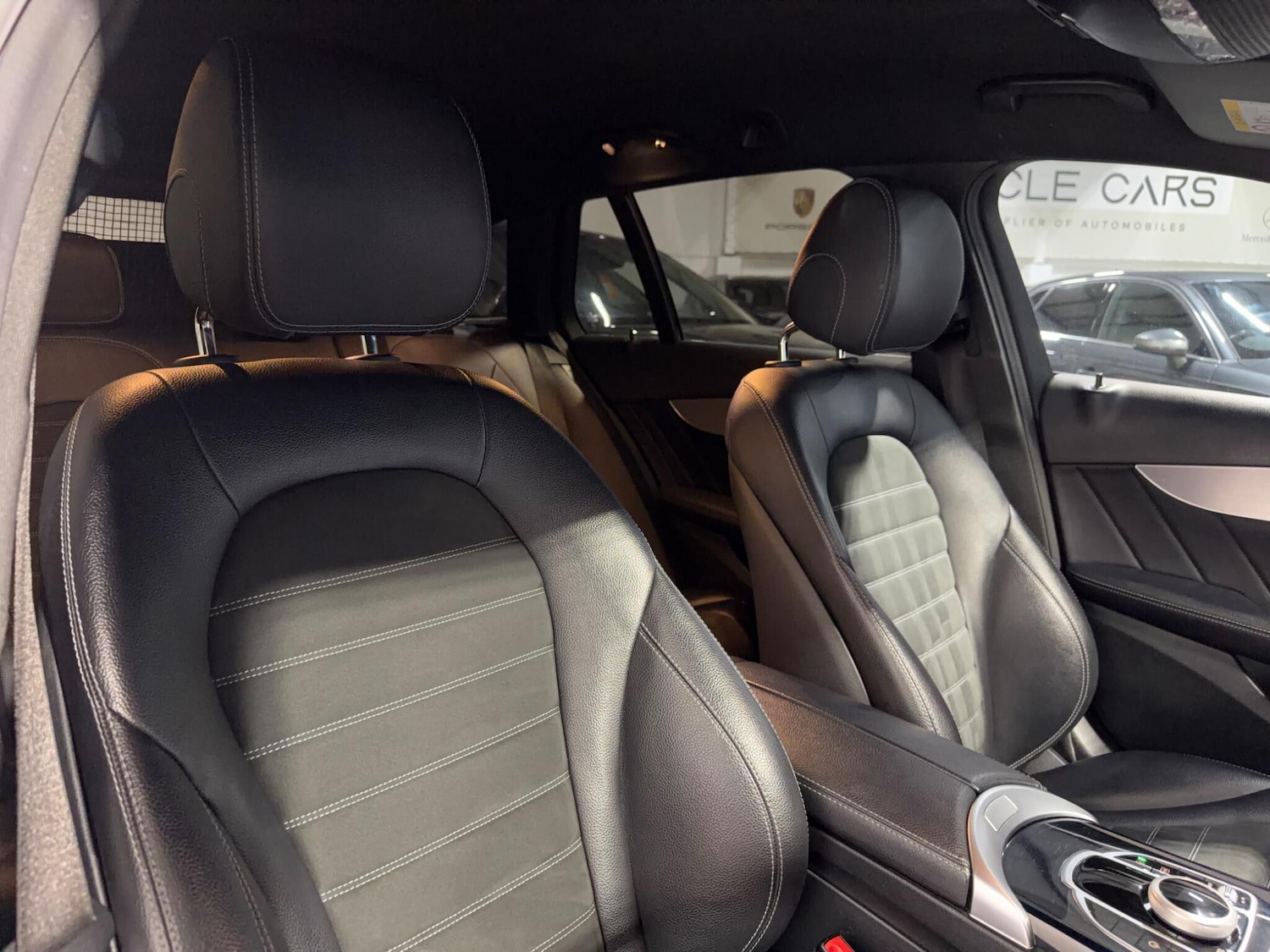 Used Mercedes-Benz C Class 2019 for sale - 77883232: Photo 32