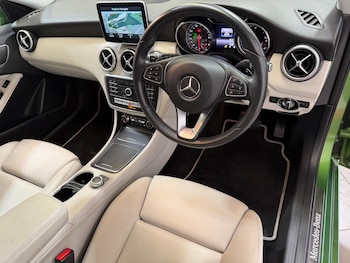 Used Mercedes-Benz A-Class 2016 for sale - 79520329: Photo