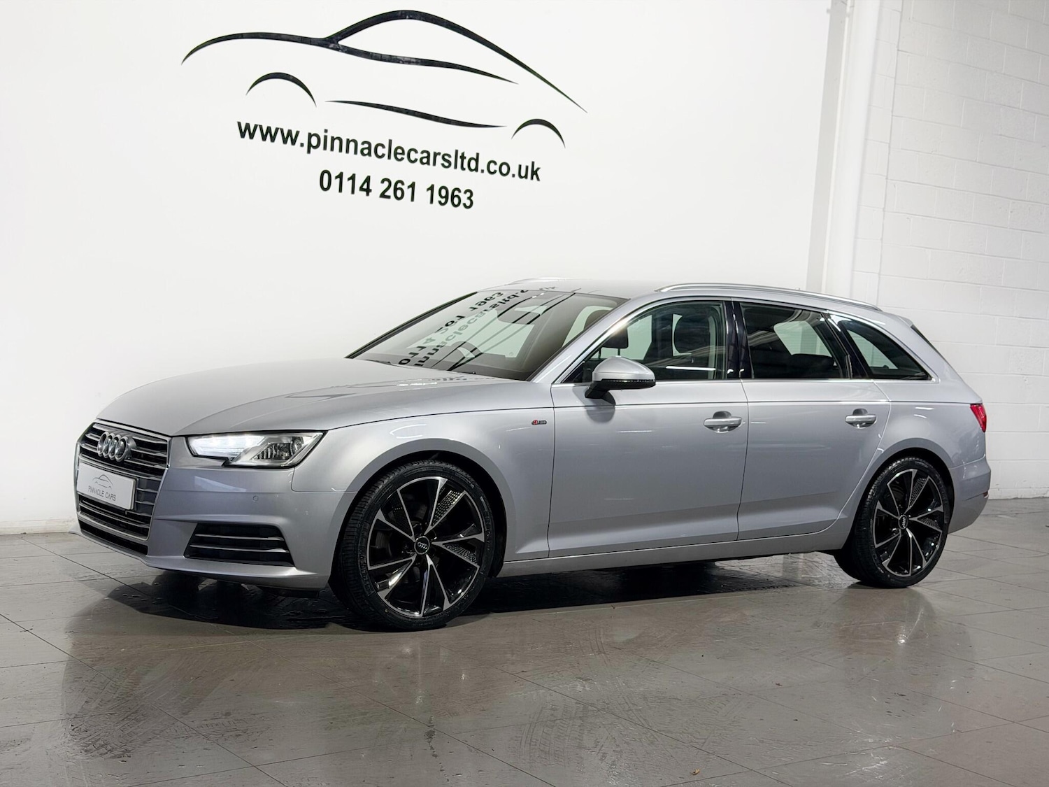 Used Audi A4 2017 for sale - 77156111: Photo 5