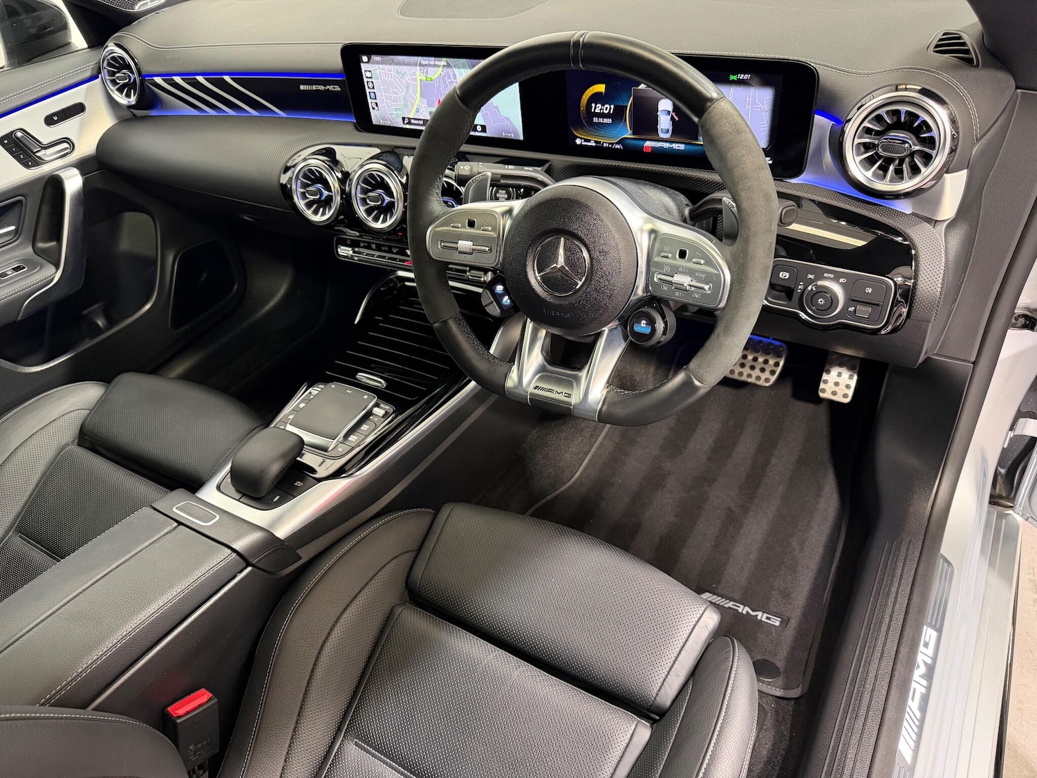 Used Mercedes-Benz CLA 2023 for sale - 76349130: Photo 4