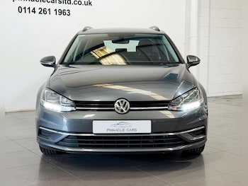 Used Volkswagen Golf 2018 for sale - 79496113: Photo