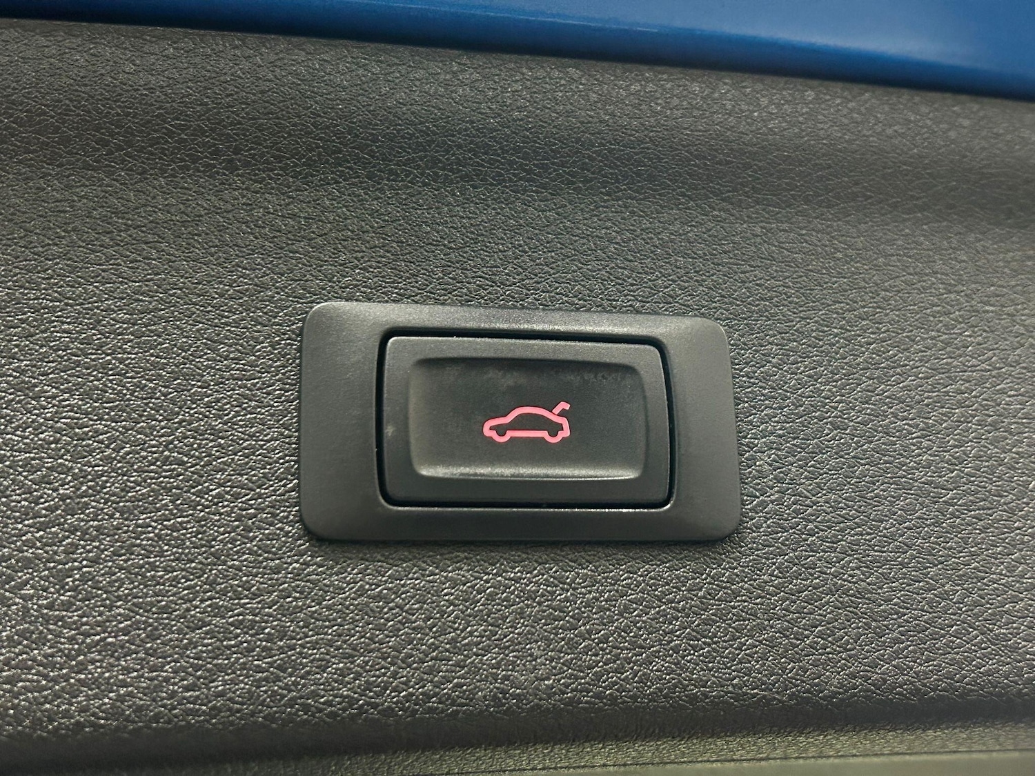 Used Audi Q3 2015 for sale - 77266979: Photo 30