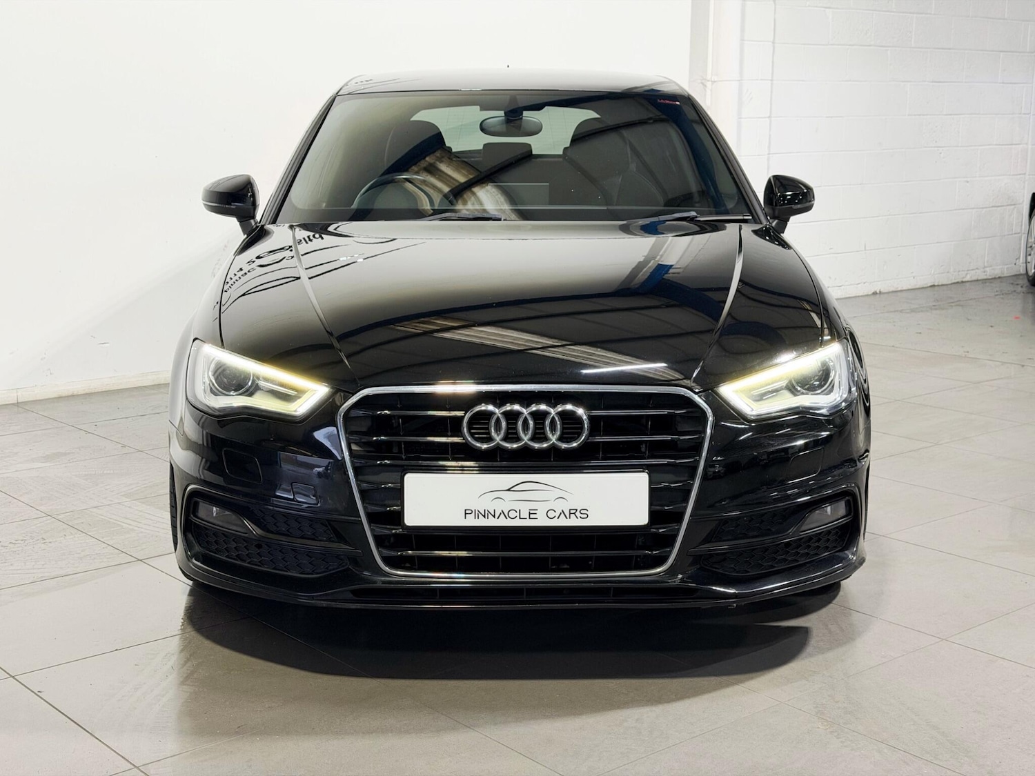 Used Audi A3 2013 for sale - 77376958: Photo 2