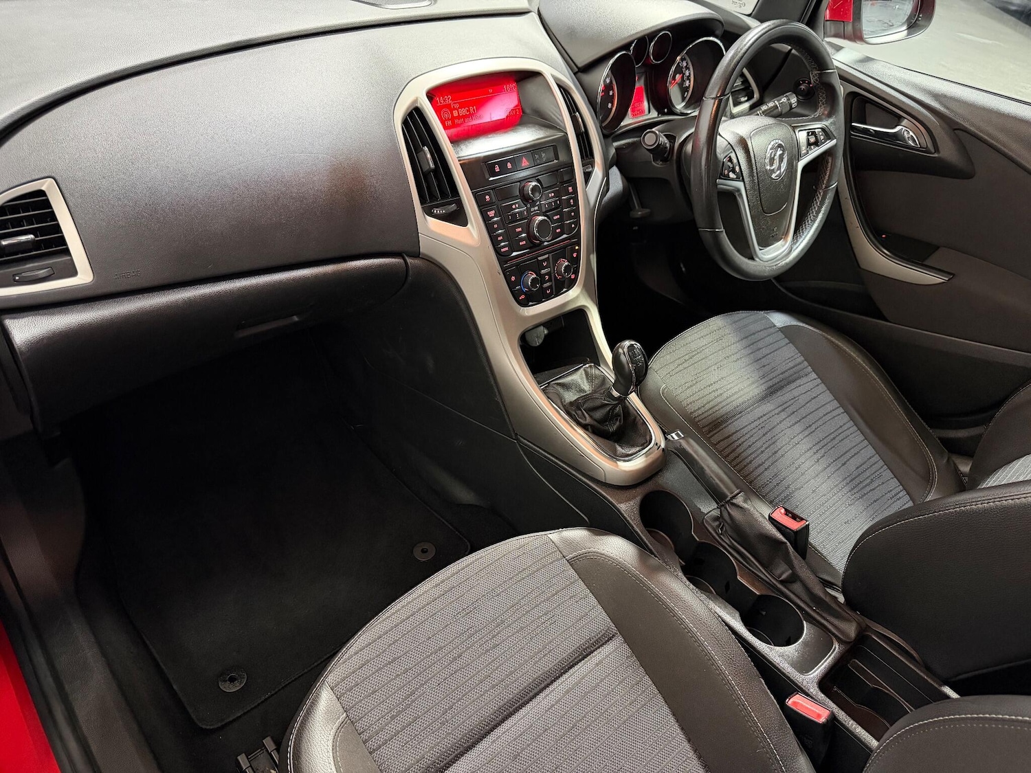 Used Vauxhall Astra 2014 for sale - 76457754: Photo 17