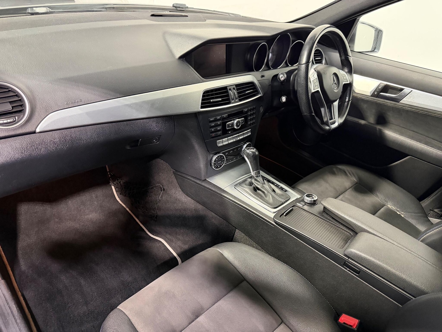 Used Mercedes-Benz C Class for sale - 76538477: Photo 15