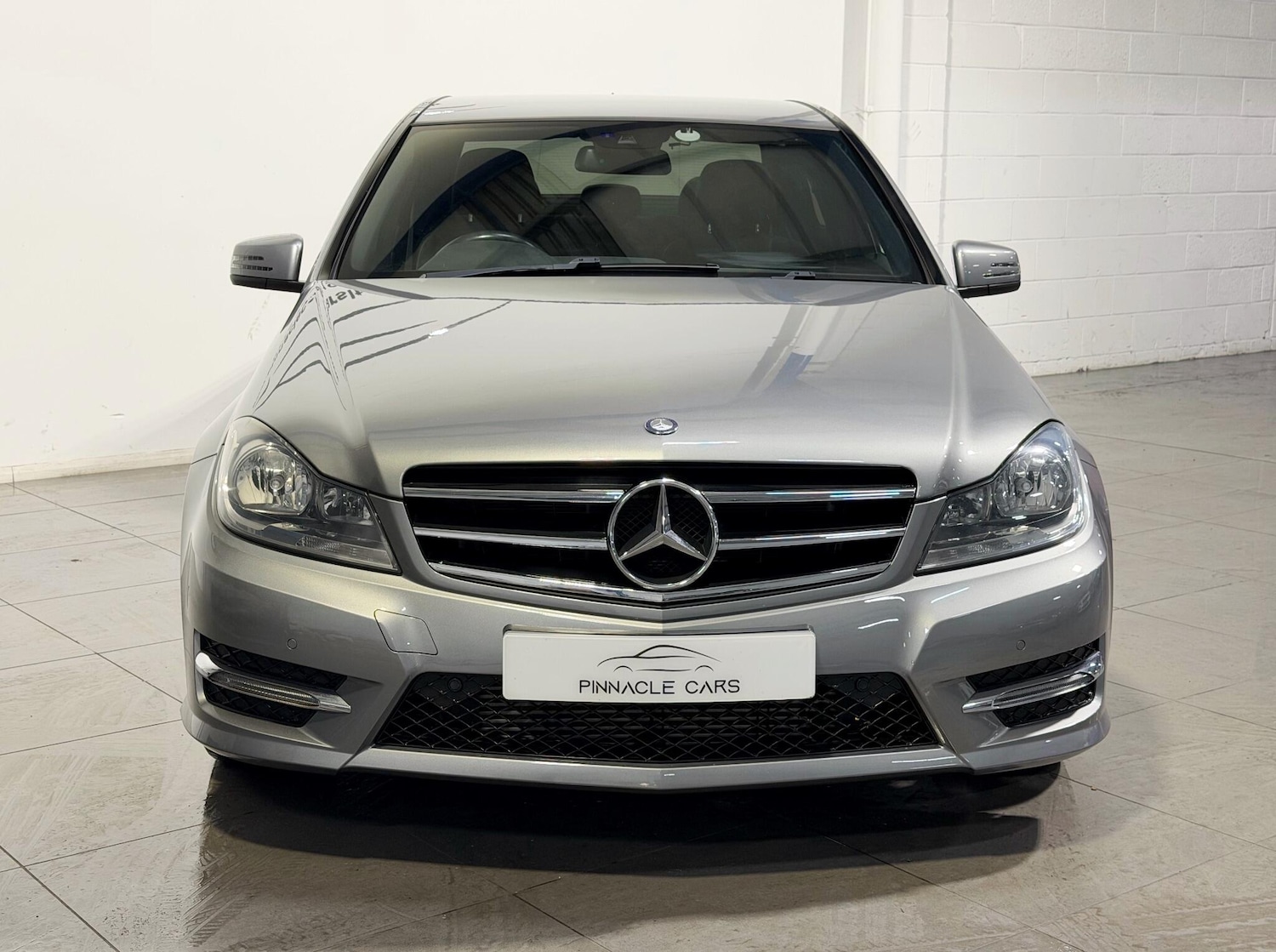 Used Mercedes-Benz C Class for sale - 76538477: Photo 2