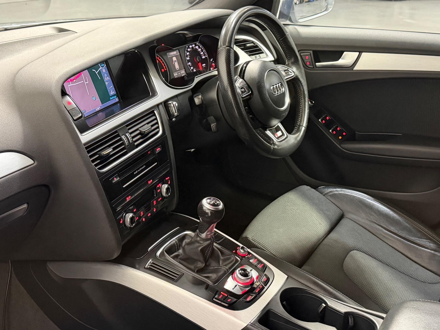 Used Audi A4 2015 for sale - 77015225: Photo 17