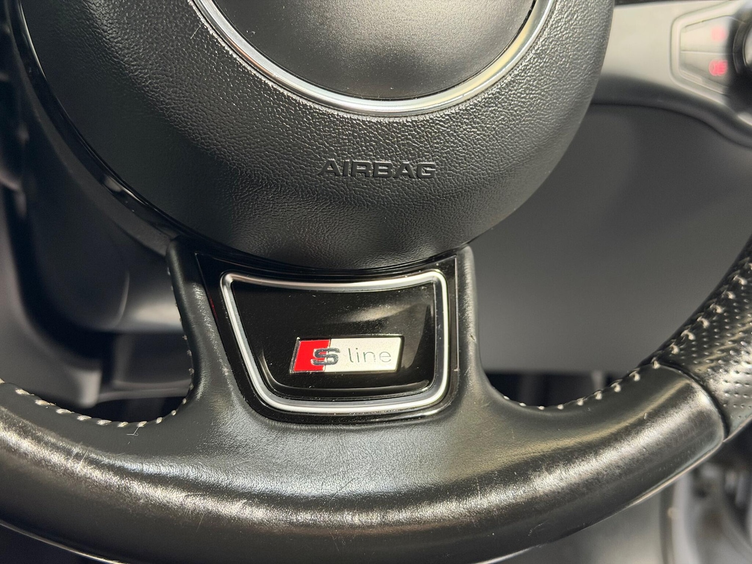 Used Audi A4 2015 for sale - 77015225: Photo 30