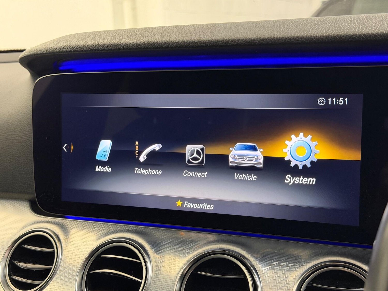 Used Mercedes-Benz E Class 2019 for sale - 77612037: Photo 28