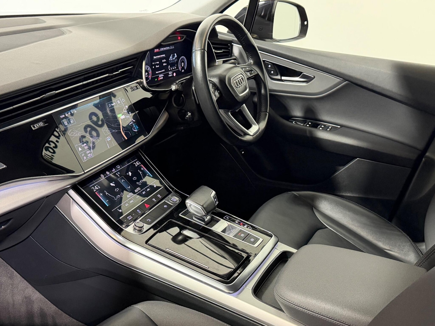 Used Audi Q7 2020 for sale - 76389293: Photo 16