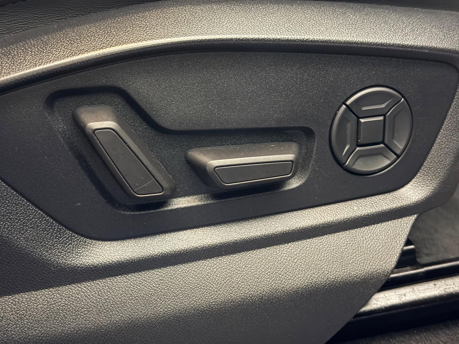 Used Audi Q7 2020 for sale - 76389293: Photo 30