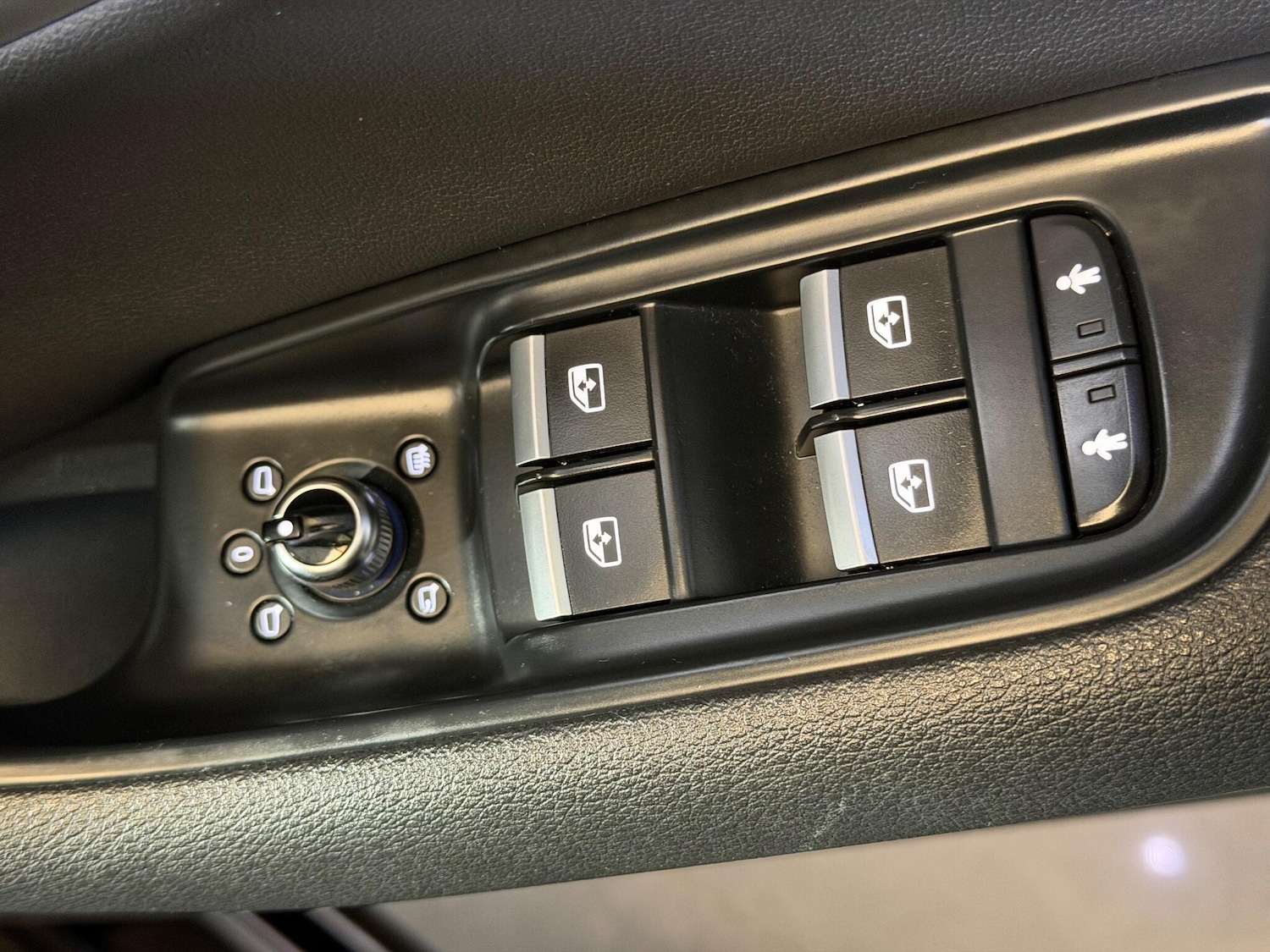 Used Audi Q7 2020 for sale - 76389293: Photo 31