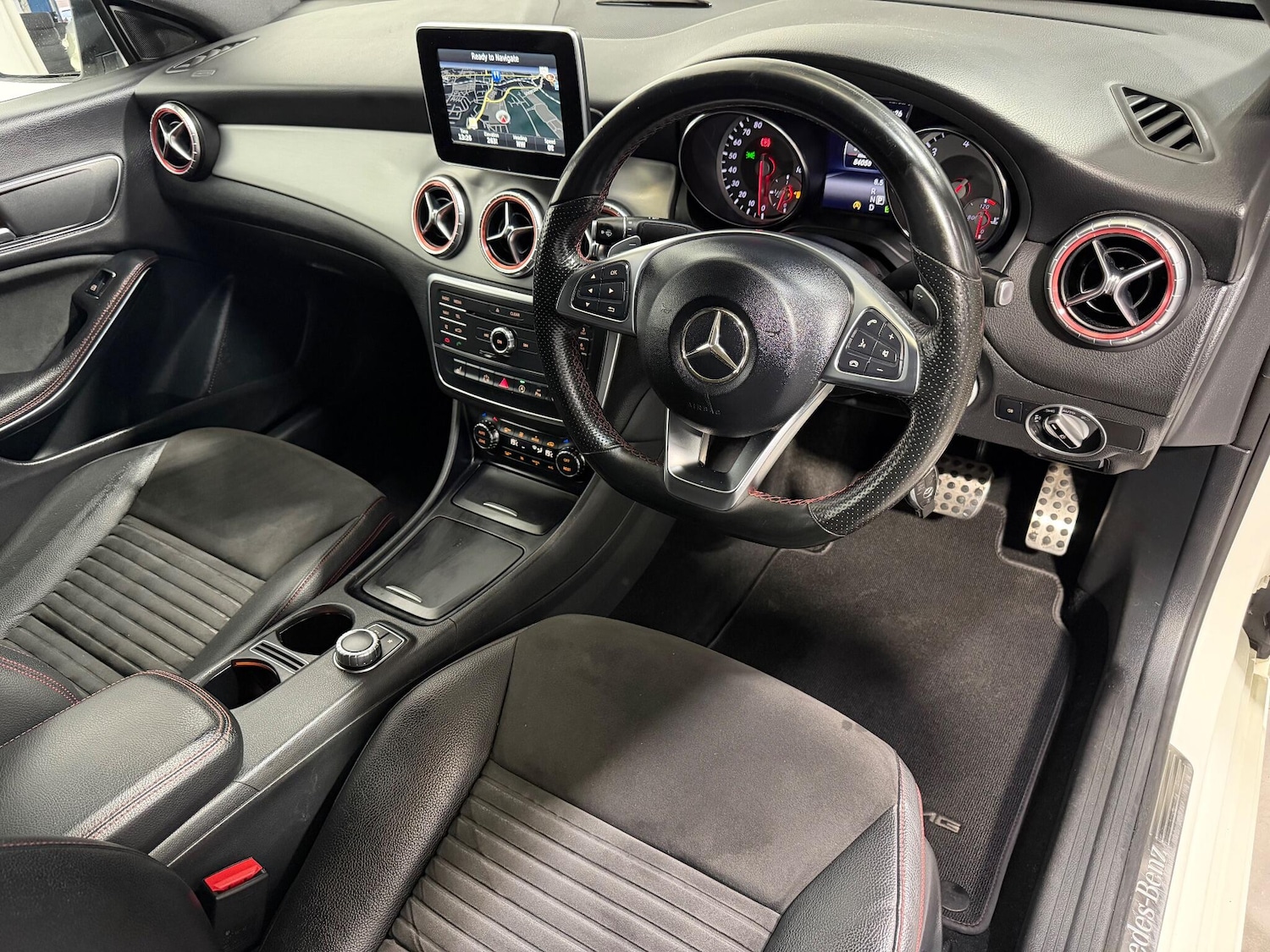 Used Mercedes-Benz CLA 2015 for sale - 77066991: Photo 4