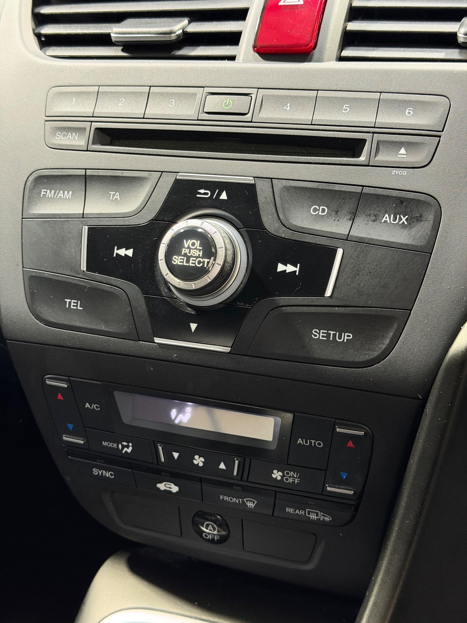 Used Honda Civic 2013 for sale - 77130741: Photo 18