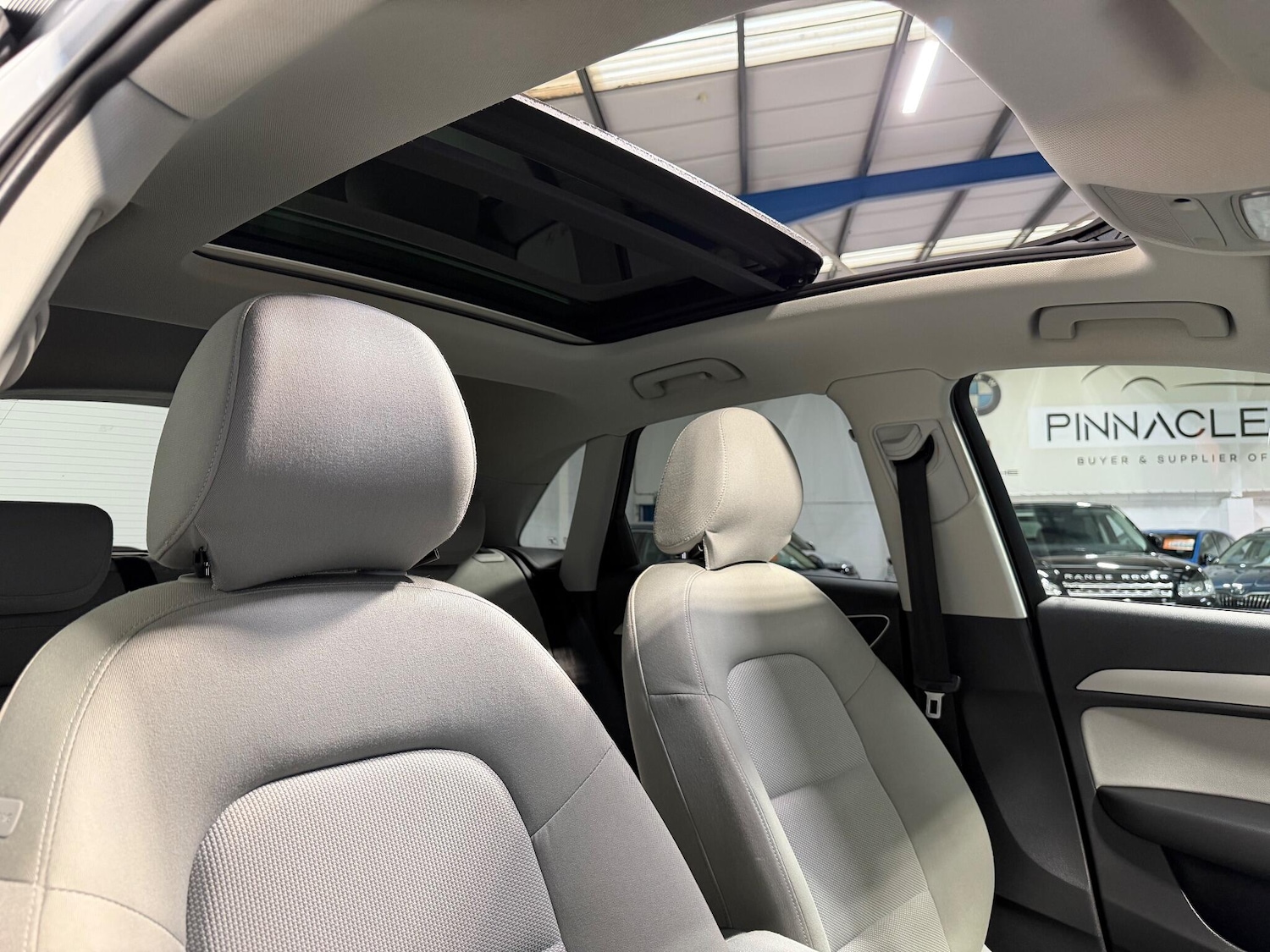 Used Audi Q3 2014 for sale - 76781504: Photo 3