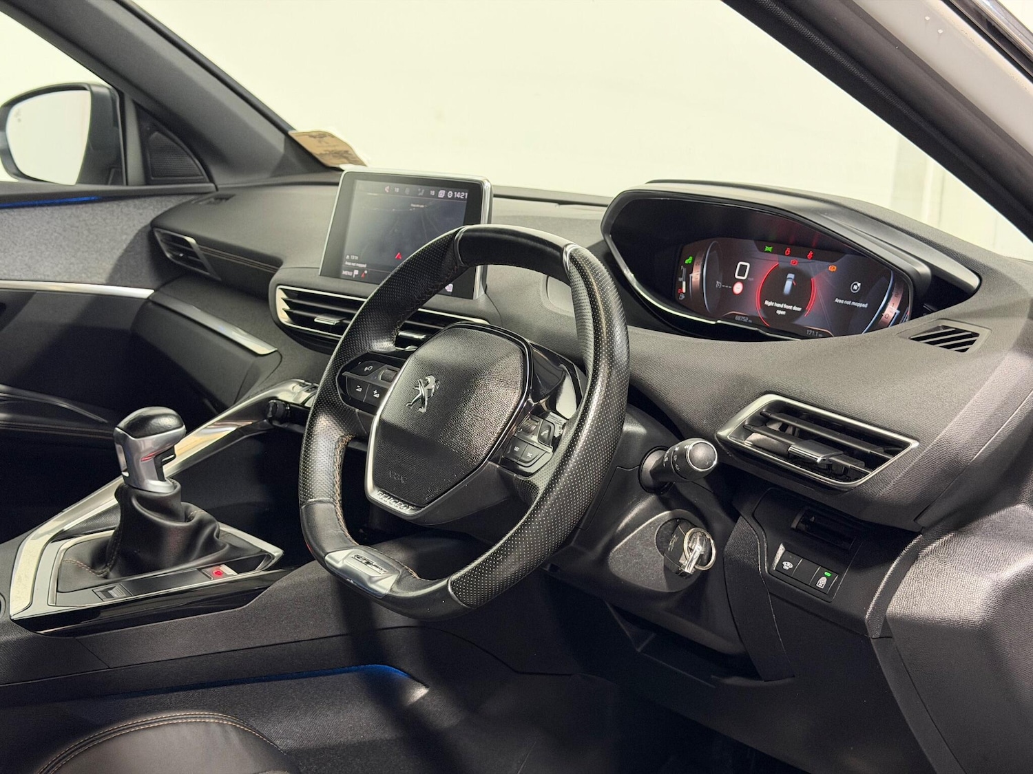 Used Peugeot 3008 2018 for sale - 77074433: Photo 15