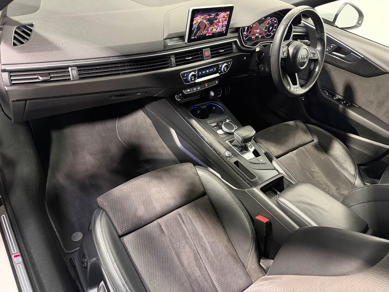 Used Audi A4 2017 for sale - 76743080: Photo 18