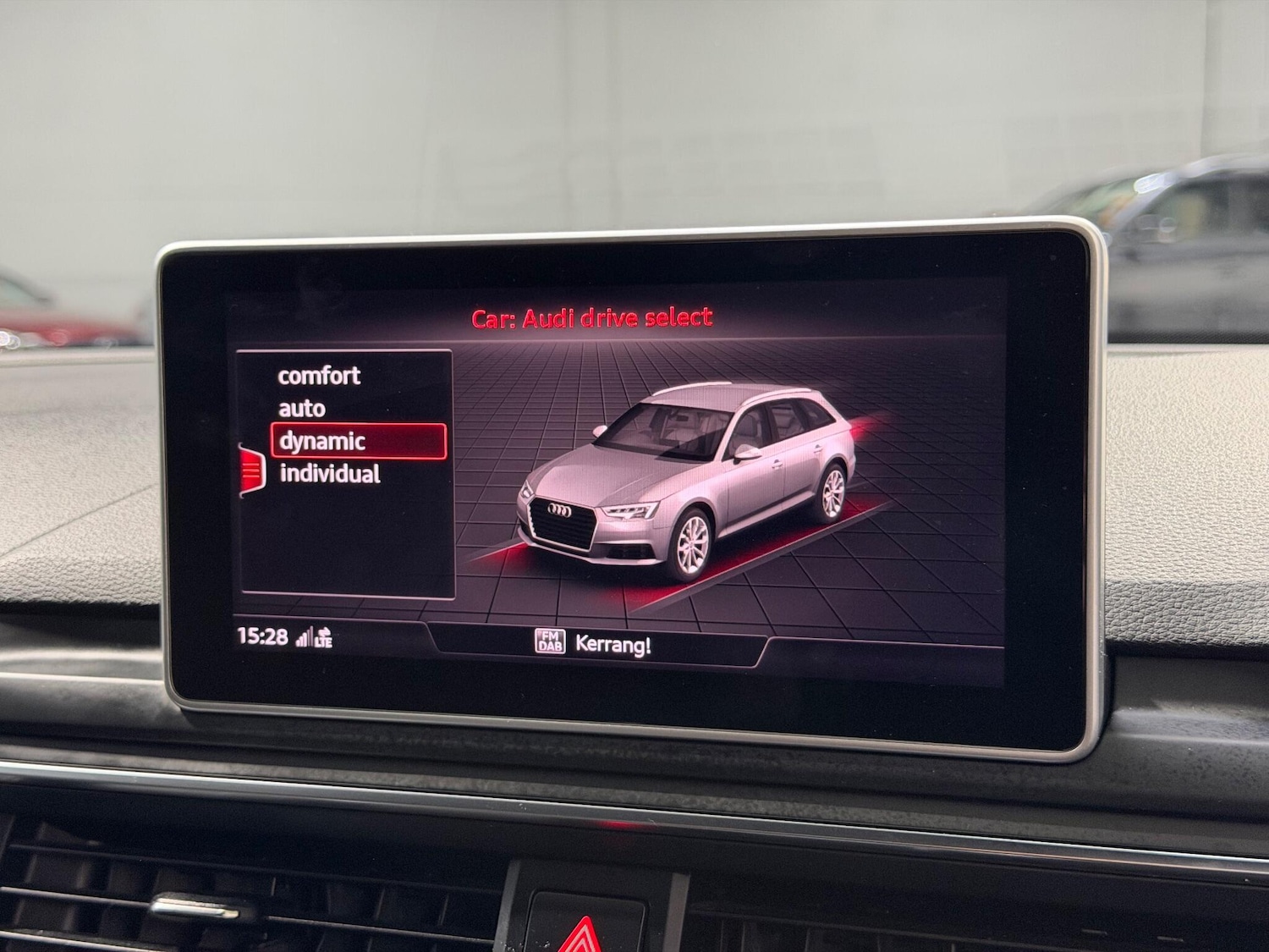 Used Audi A4 2017 for sale - 76743080: Photo 25