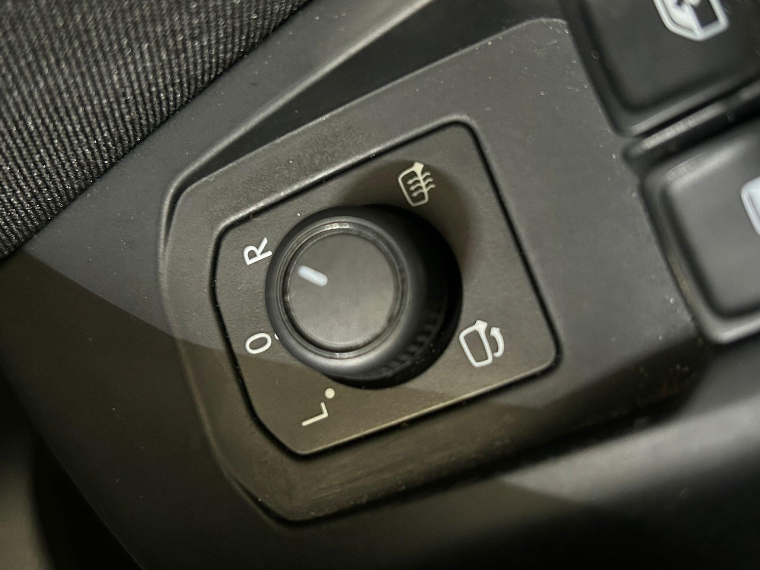 Used Volkswagen Passat 2016 for sale - 76613209: Photo 30