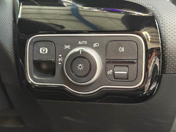Used Mercedes-Benz CLA 2021 for sale - 76270854: Photo 38