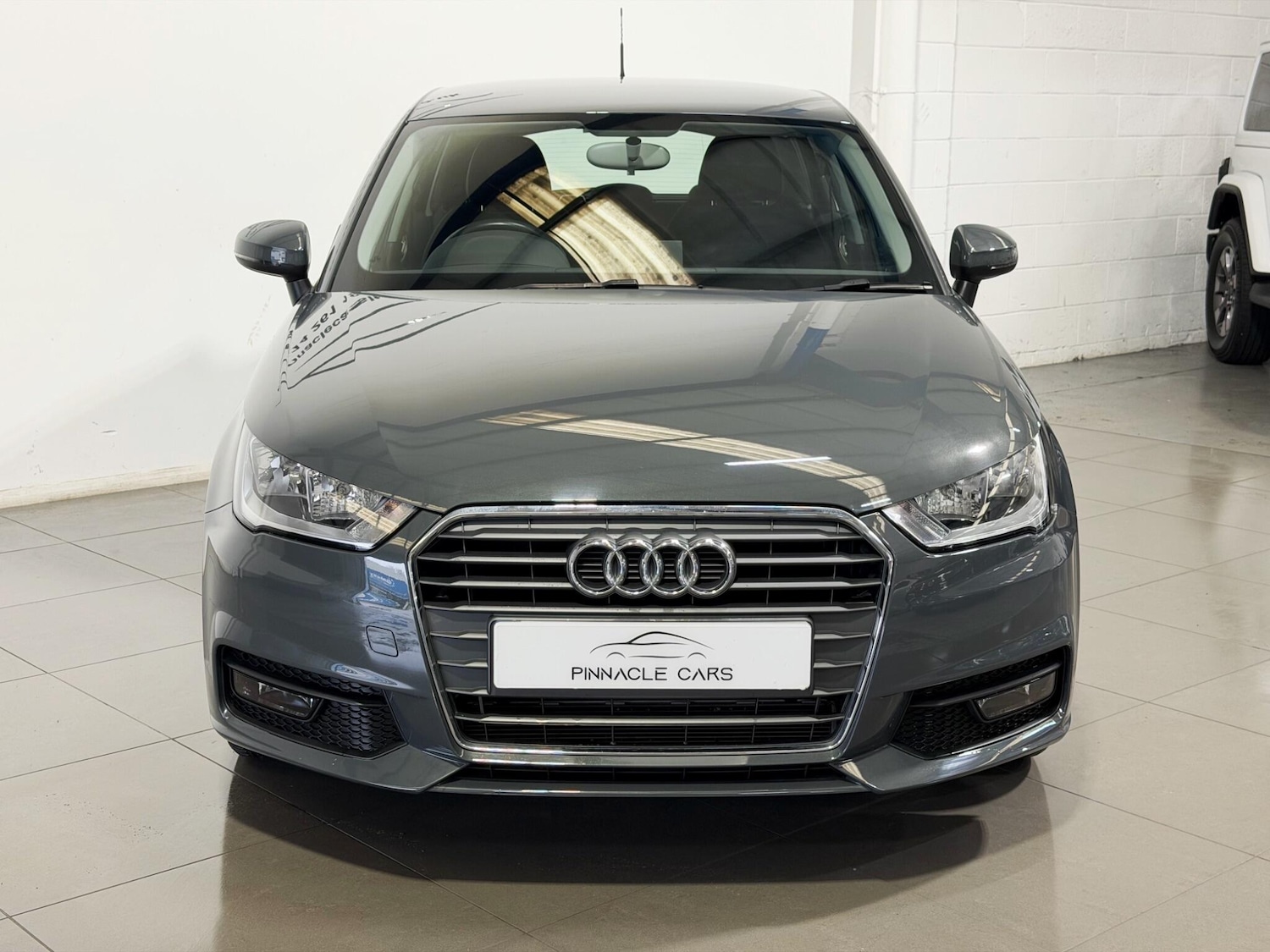 Used Audi A1 2015 for sale - 77722708: Photo 2