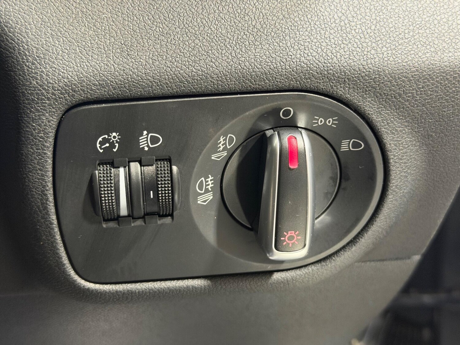 Used Audi A1 2015 for sale - 77722708: Photo 25