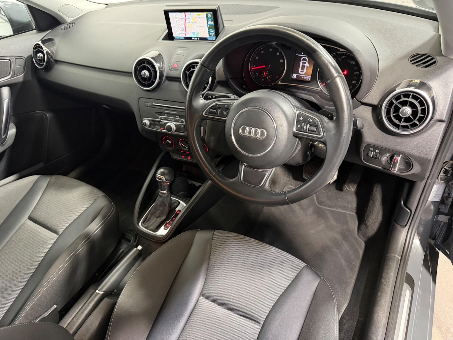 Used Audi A1 2015 for sale - 77722708: Photo 4