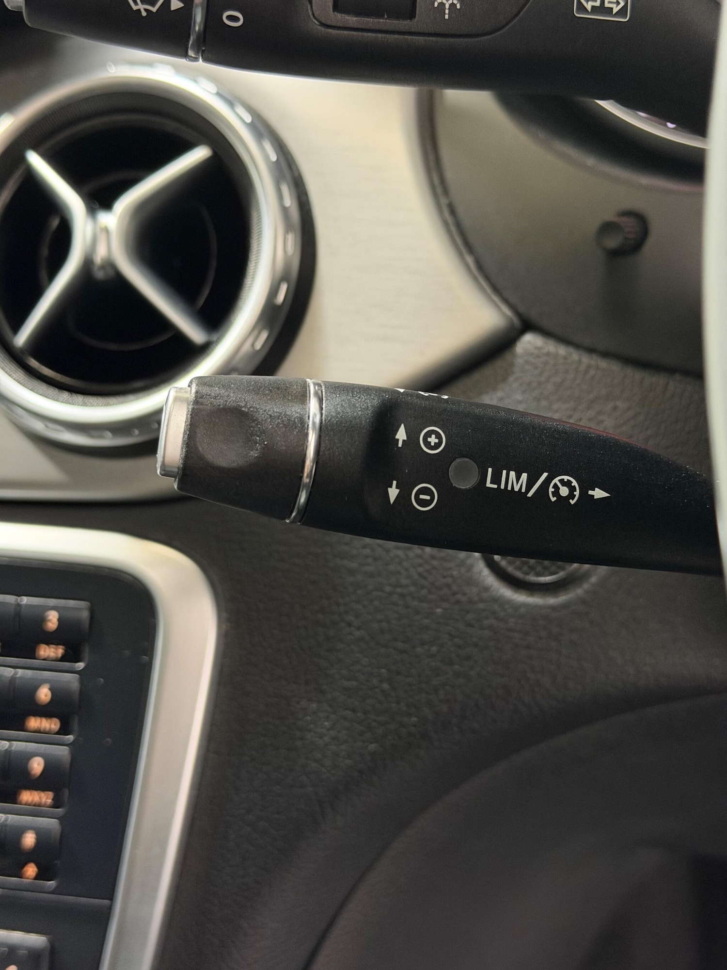 Used Mercedes-Benz GLA 2014 for sale - 77067273: Photo 32