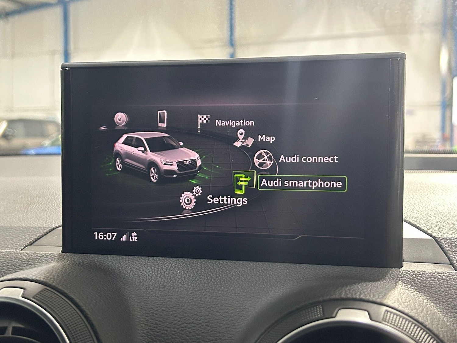 Used Audi Q2 for sale - 77925150: Photo 23