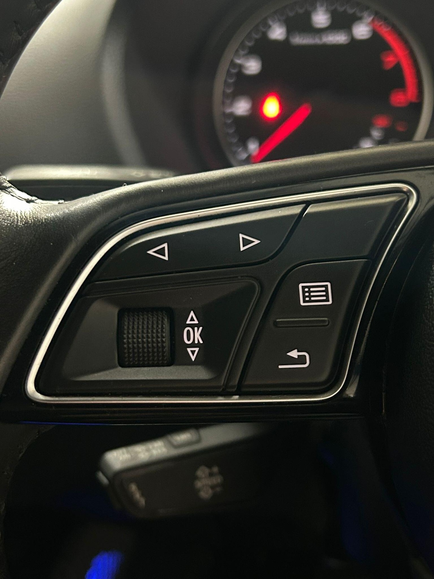 Used Audi Q2 for sale - 77925150: Photo 27